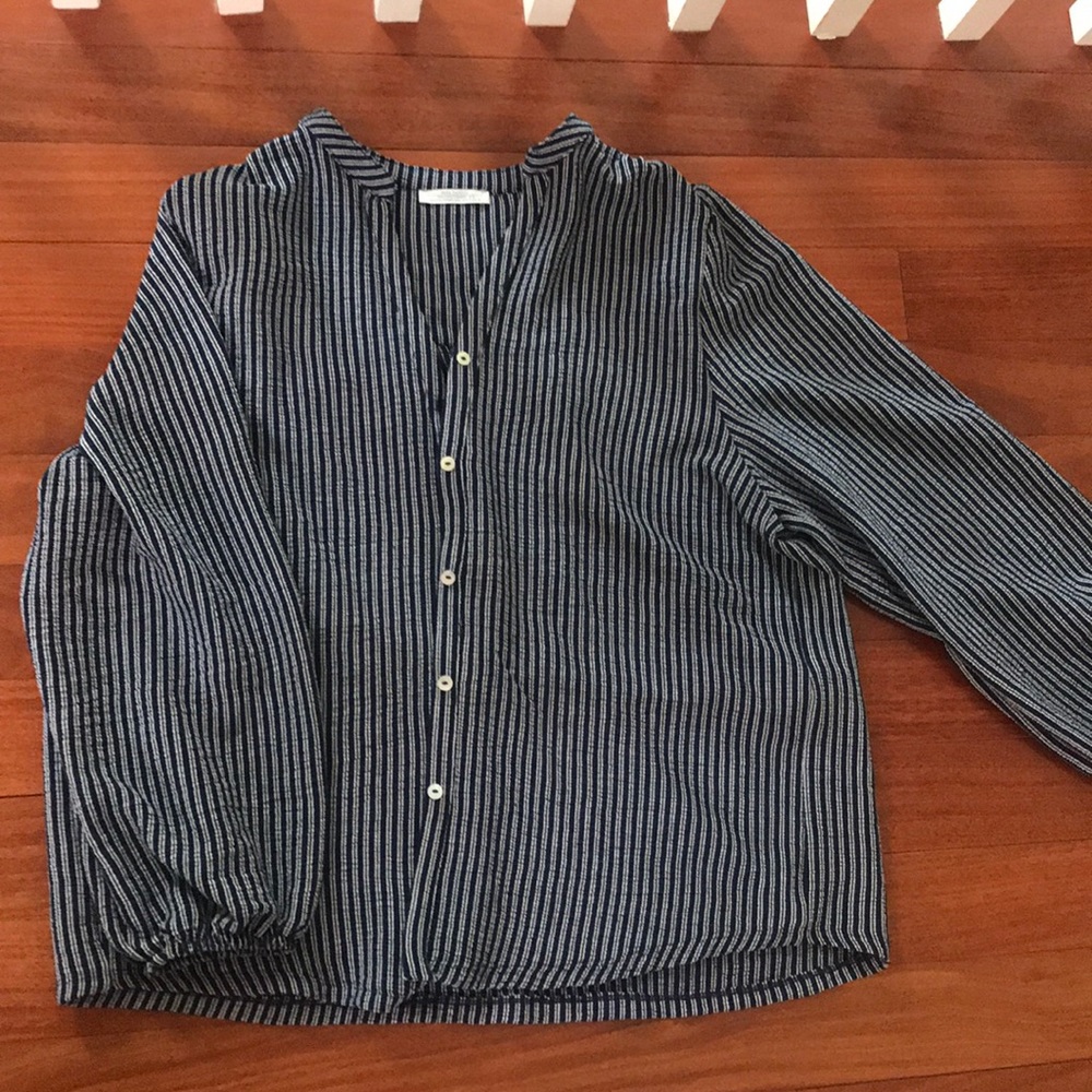 Women’s button down tunic